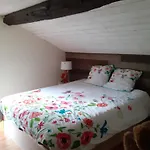 Casa de Férias Moulin Des Faurilloux La Chapelle-Faucher