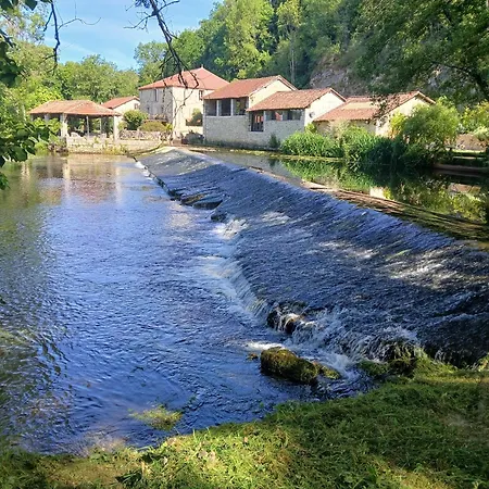Dom wakacyjny Moulin Des Faurilloux La Chapelle-Faucher